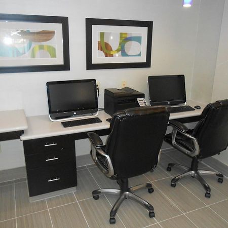 Holiday Inn Express & Suites Houston Northwest-Brookhollow By Ihg Екстериор снимка