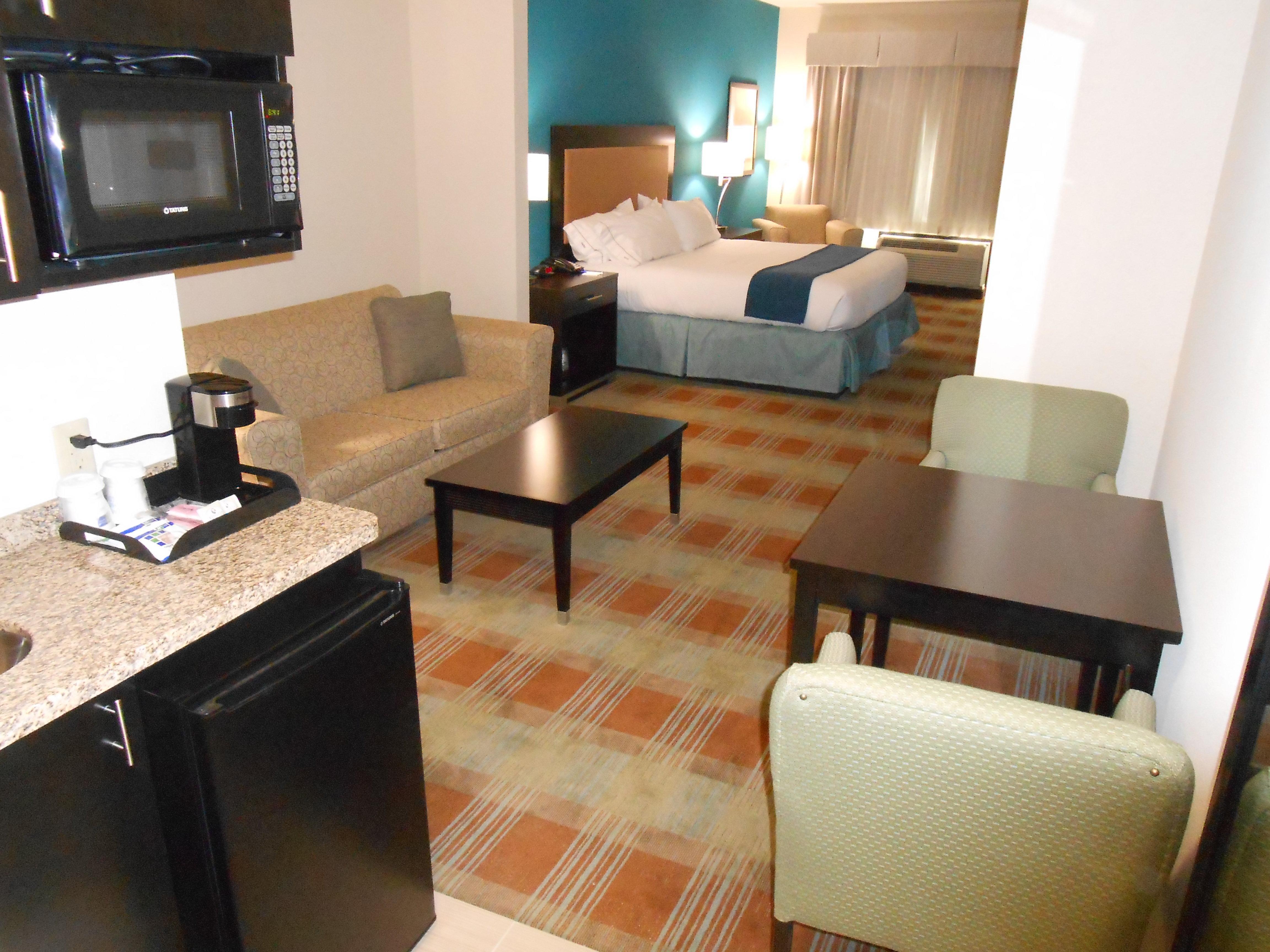 Holiday Inn Express & Suites Houston Northwest-Brookhollow By Ihg Екстериор снимка