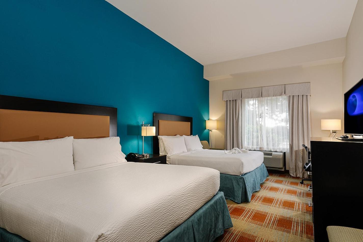 Holiday Inn Express & Suites Houston Northwest-Brookhollow By Ihg Екстериор снимка