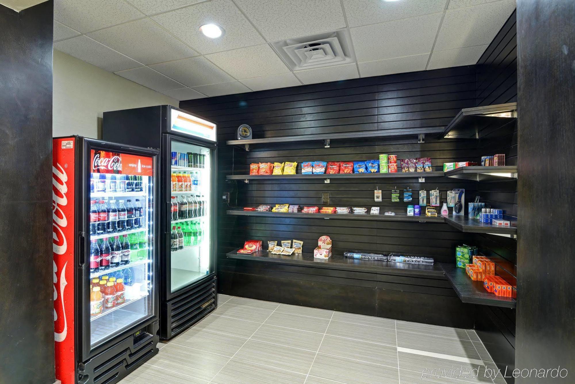 Holiday Inn Express & Suites Houston Northwest-Brookhollow By Ihg Екстериор снимка